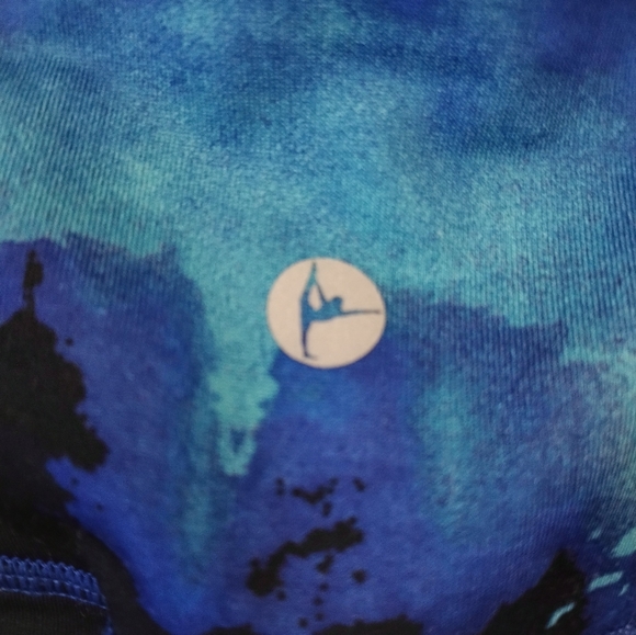 90°Degree by Reflex Blue and Black Watercolor Spandex Yoga Pants - Picture 3 of 6